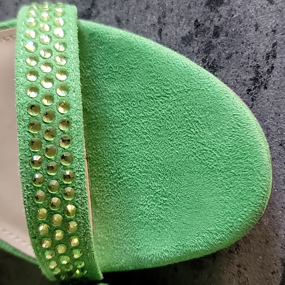 MARC FISHER Rhinestone Embellished Slingback Heels Peridot Green size 8M - Picture 13 of 13